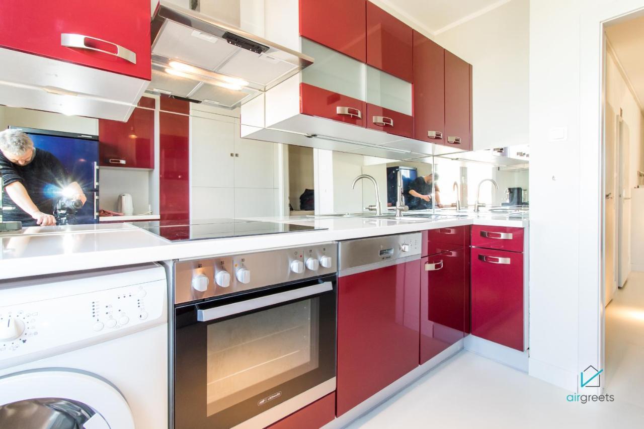 Appartamento Modern, Minimalist Flat In *